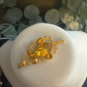 Vintage Topaz Amber Rhinestone Filigree Brooch